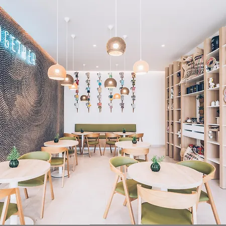 伊波罗之星精选萨比拉酒店-仅供成人入住 酒店
